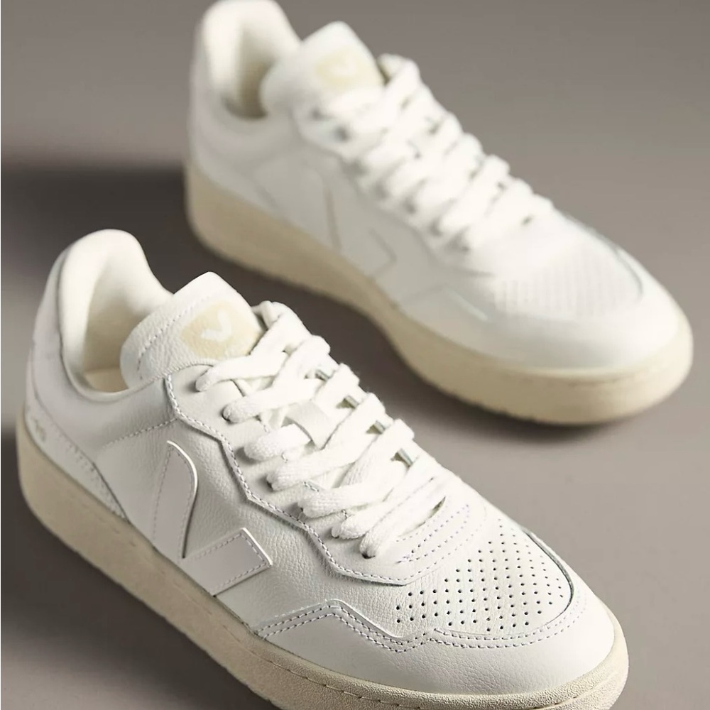 Veja Extra-White Leather Sneakers
